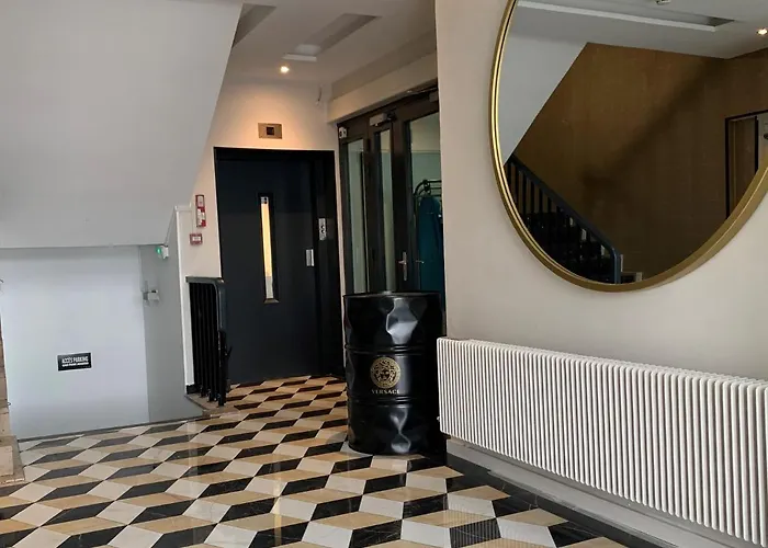 Hotel D'angleterre Centre Gare 3*